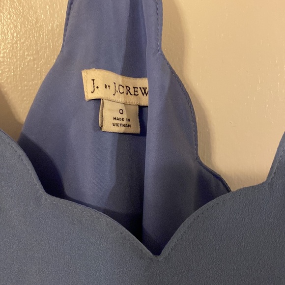 Razed back tank - Picture 3 of 3